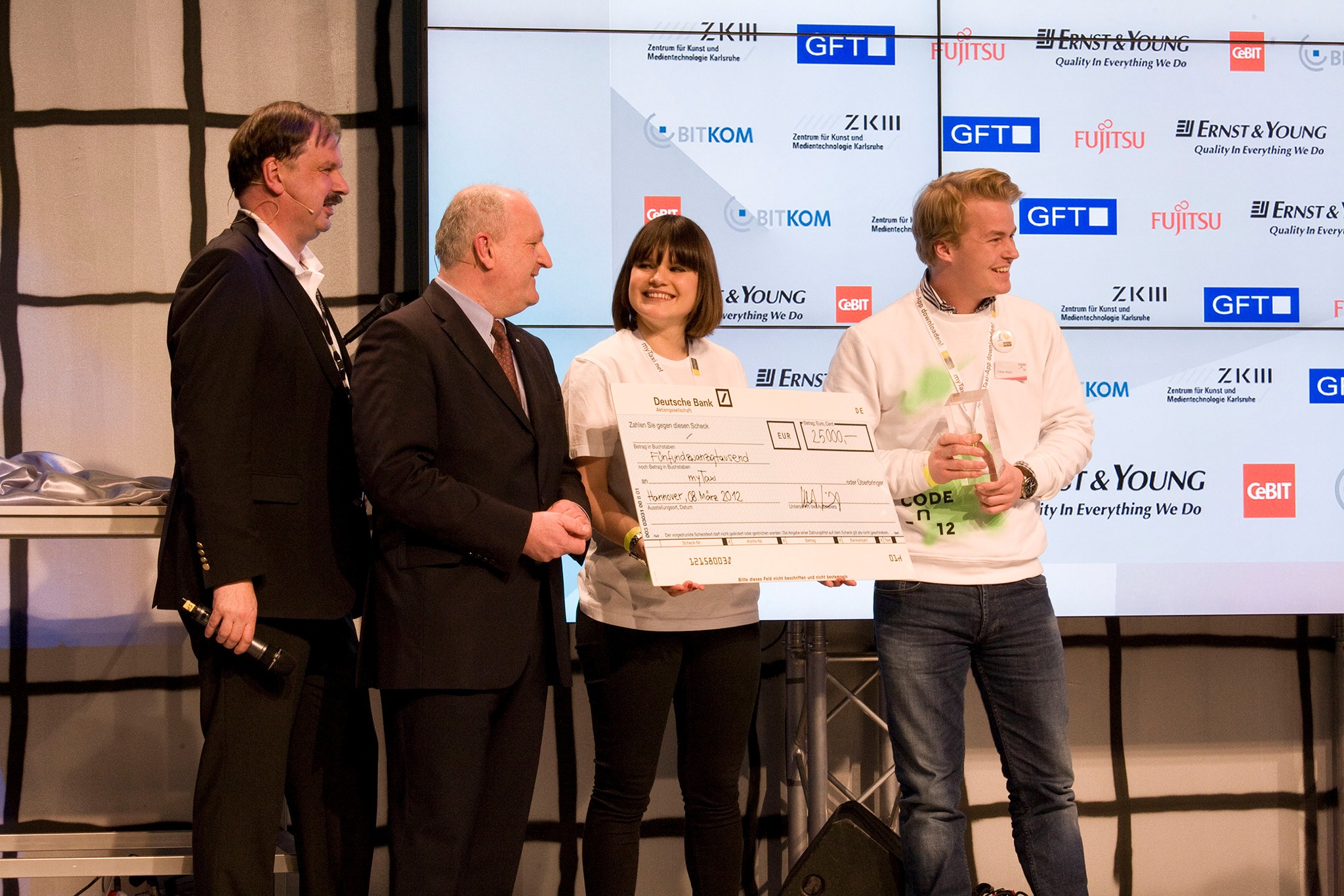 CODE_n Startup CONTEST 2012 Winner mytaxi